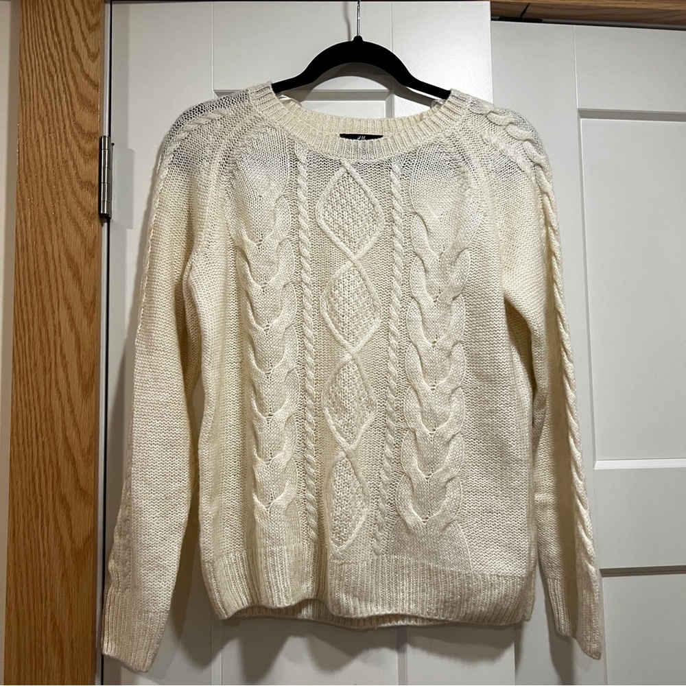 H&M Women's Cream Cable Knit Sweater